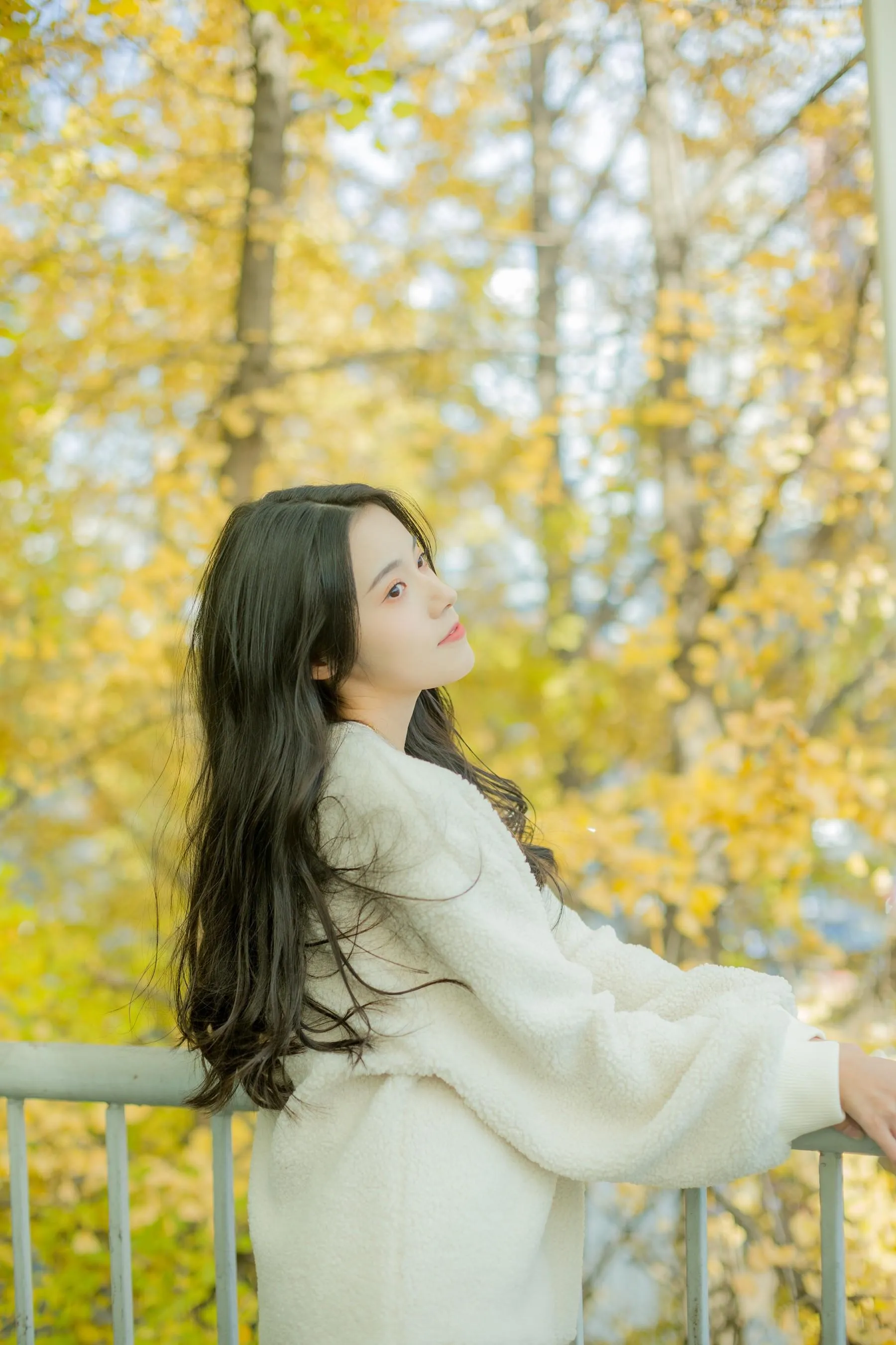 [YITUYU艺图语]2022.08.01 暖暖 静鏡婧 [28P]插图1